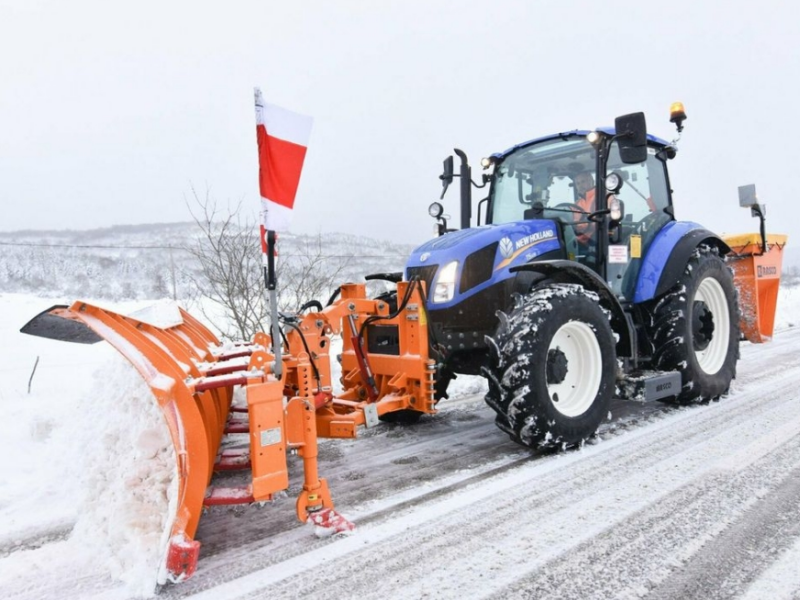 Snow Shovel 05
