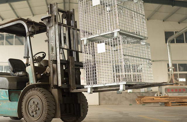 Warehouse-Equipment-4